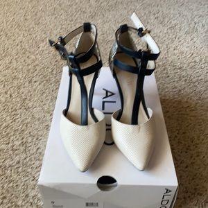 Heels Aldo new never worn